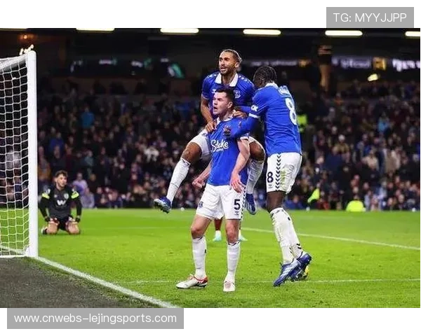 狼队保级形势严峻,客战埃弗顿需抢分止住连败颓势